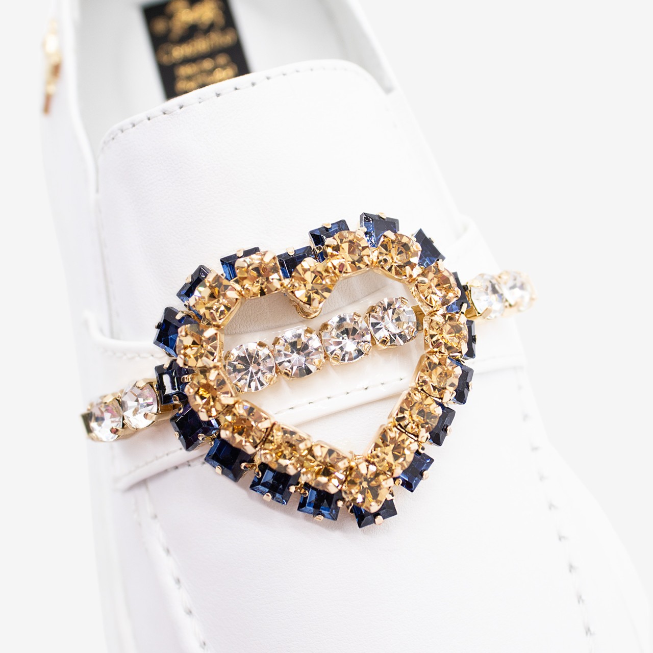 Mocassin Fall in Love