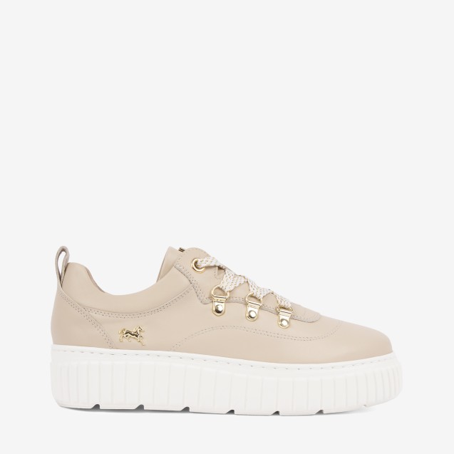 Everystep Sneakers