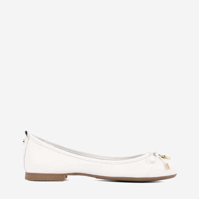 Muse Ballet flats