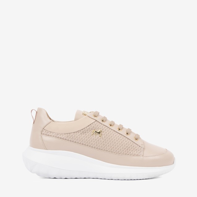 Powerwalk Sneakers