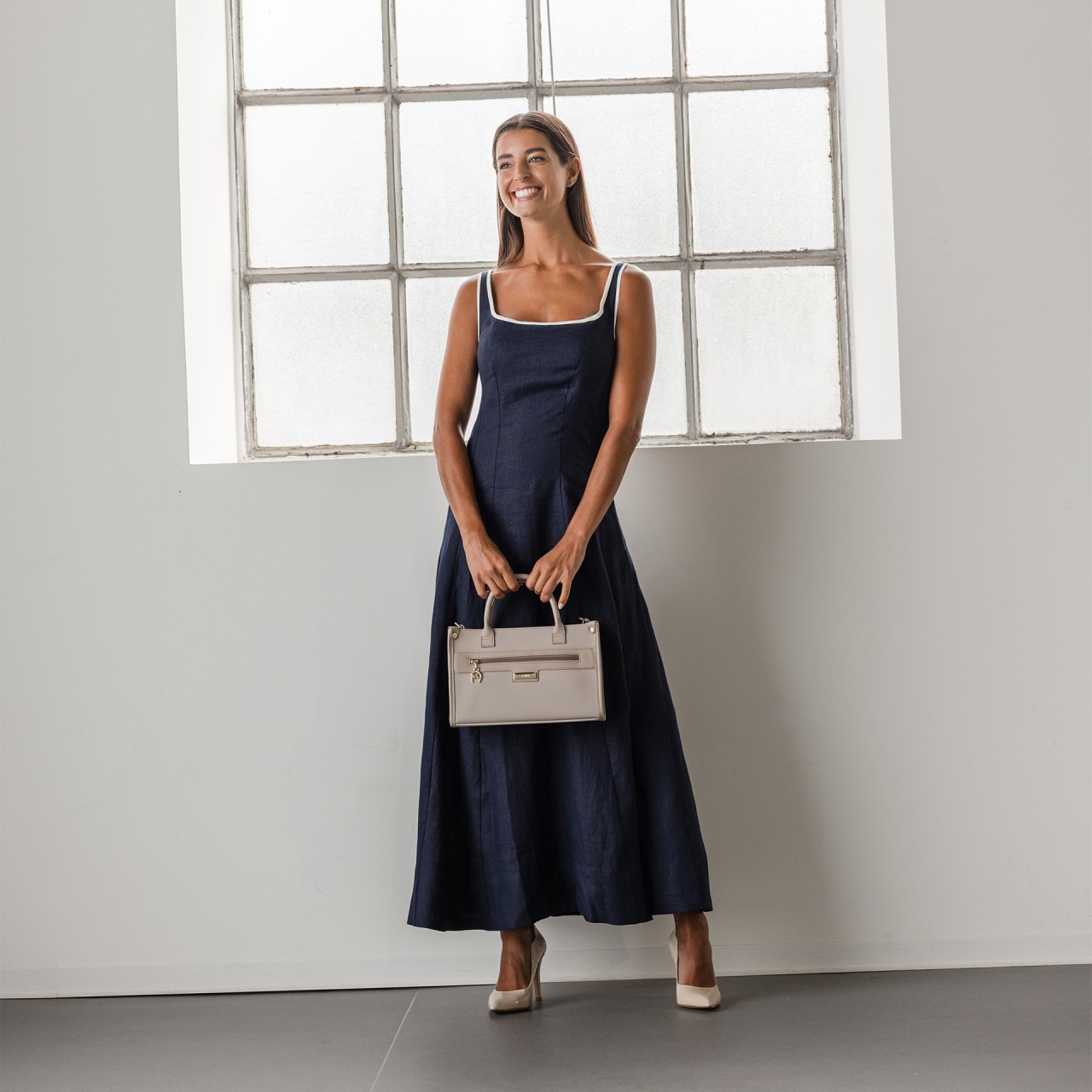 La Vie Handbags