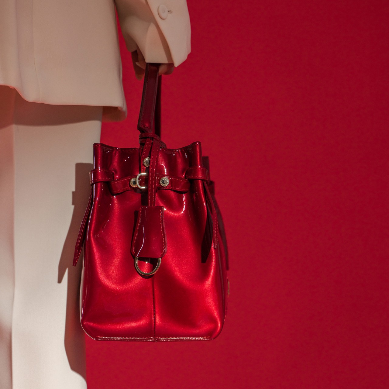 Mala de M�o Midnight Rouge