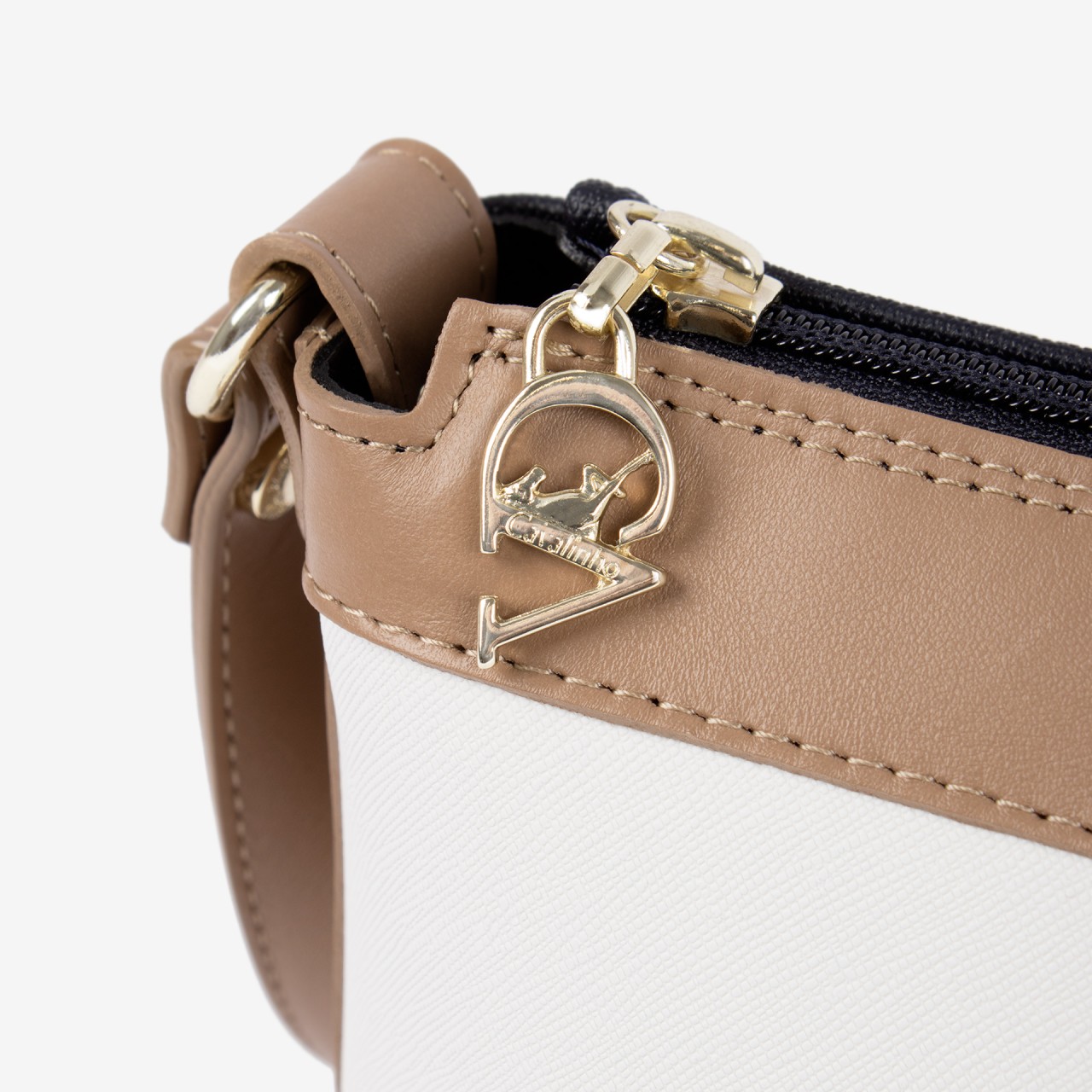 Sac � Bandouli�re Only By Cavalinho