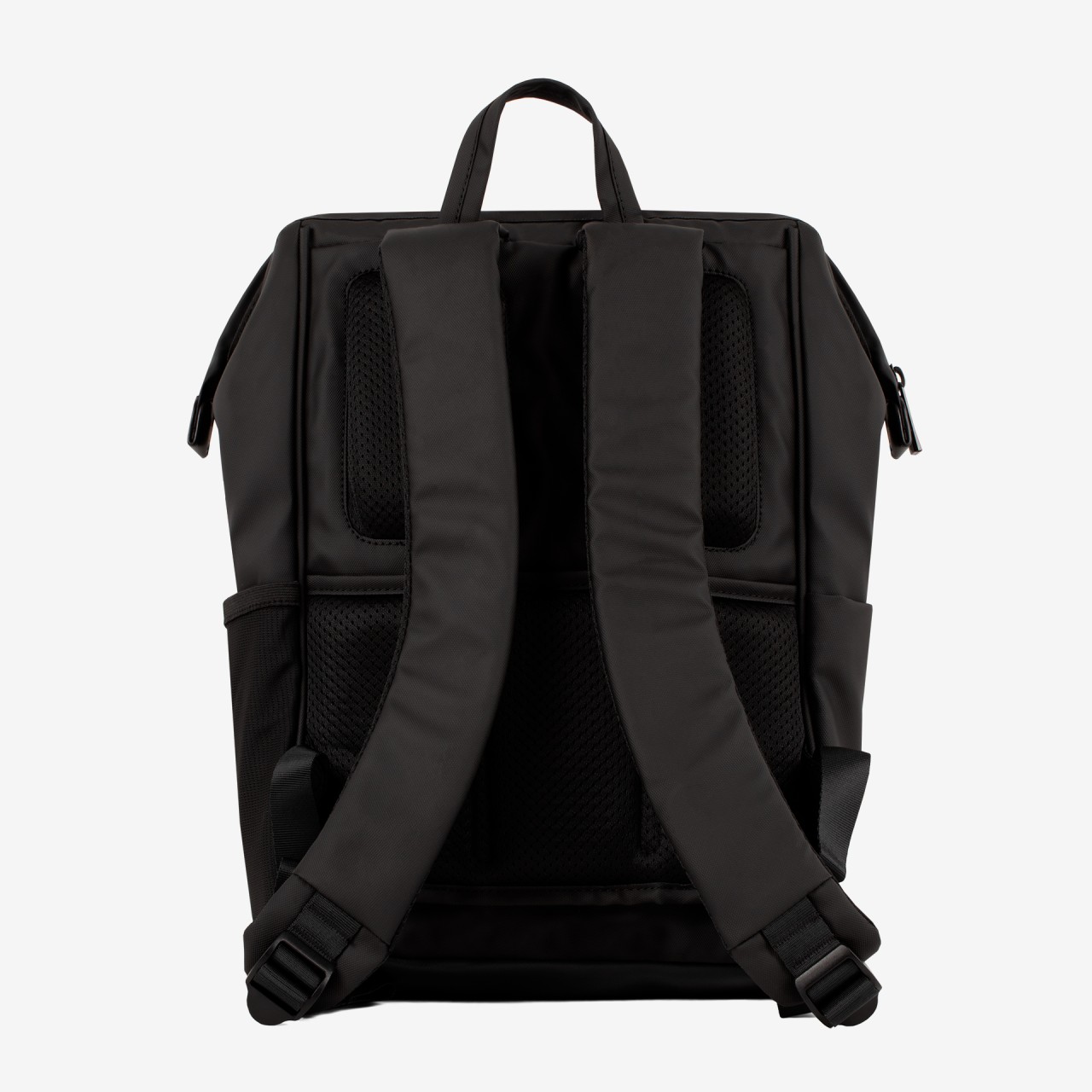 Sac � Dos Roadway